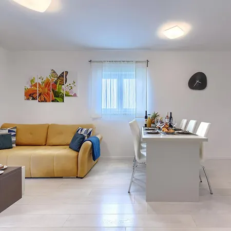 David By Interhome *