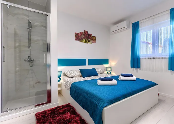 David By Interhome Loborika