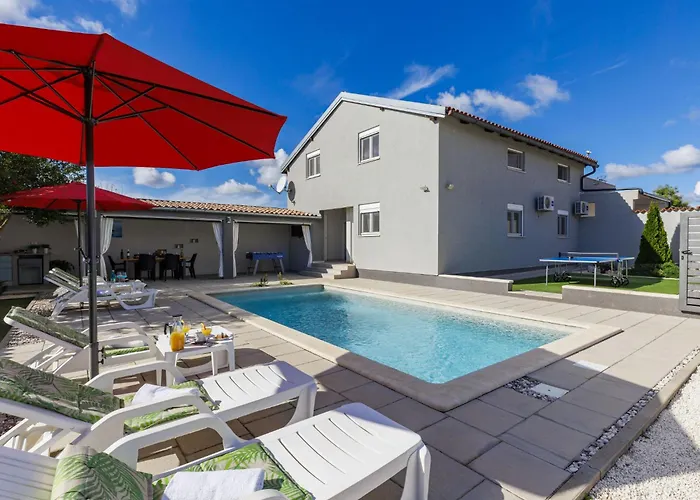 David By Interhome Loborika